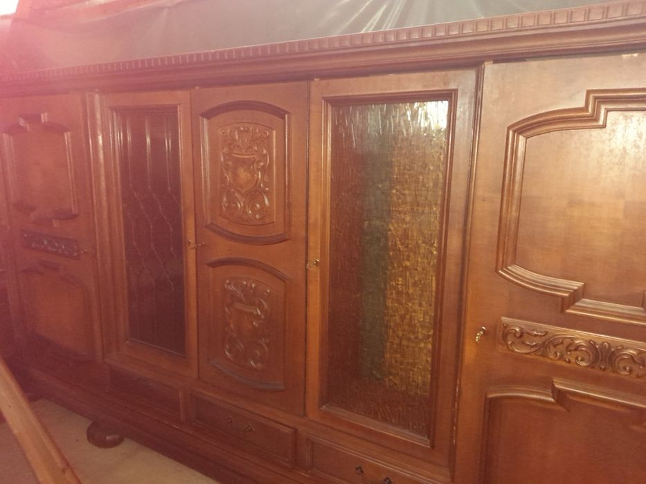 Dulap lemn Sufragerie sculptat