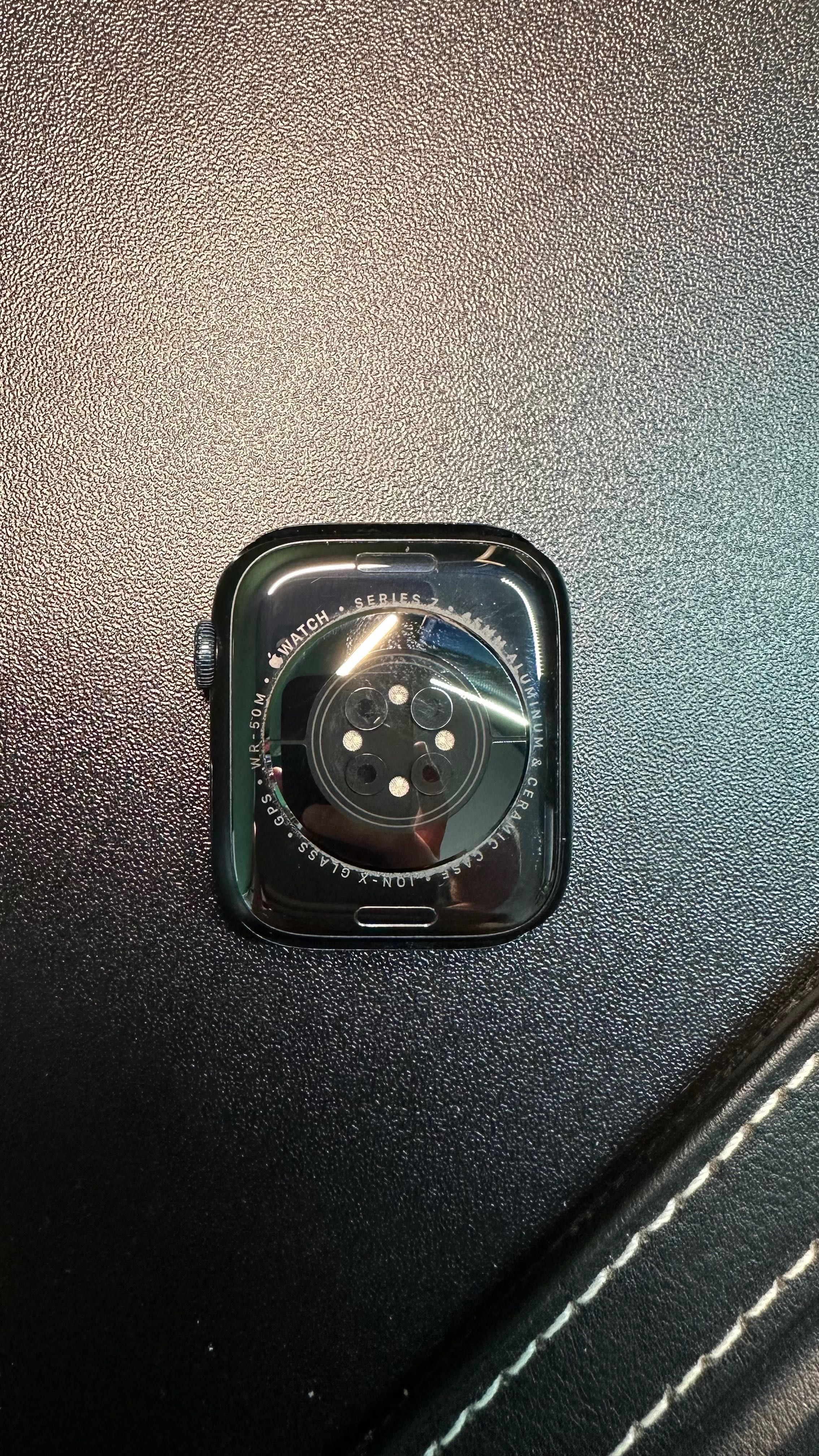 Apple Watch 7, 45 mm - fullbox