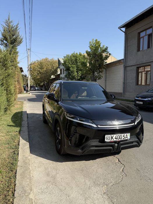 BYD Yuan Up Nahd/Arenda