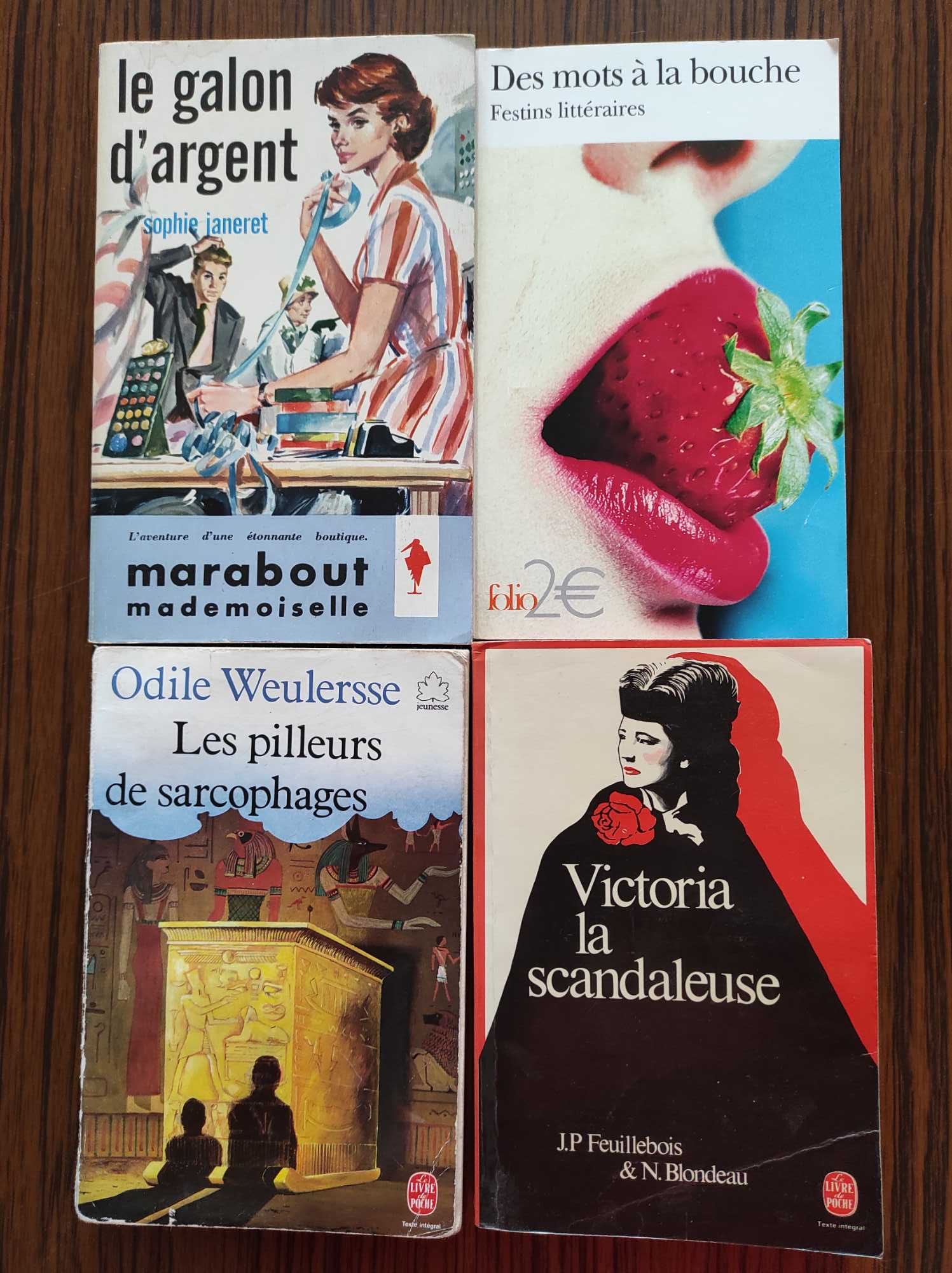 Стари книги на френски и английски език