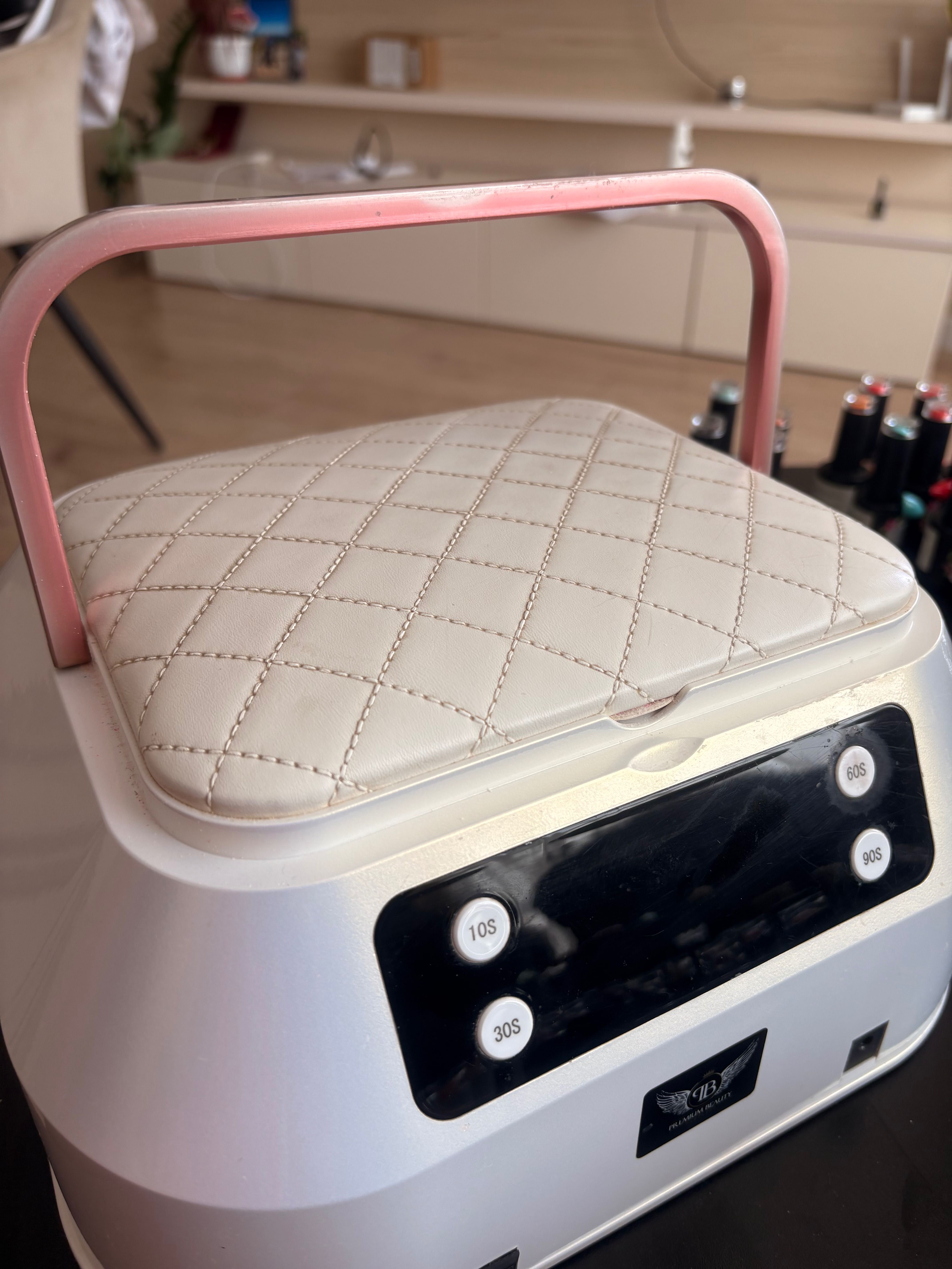 Uv led лампа за маникюр