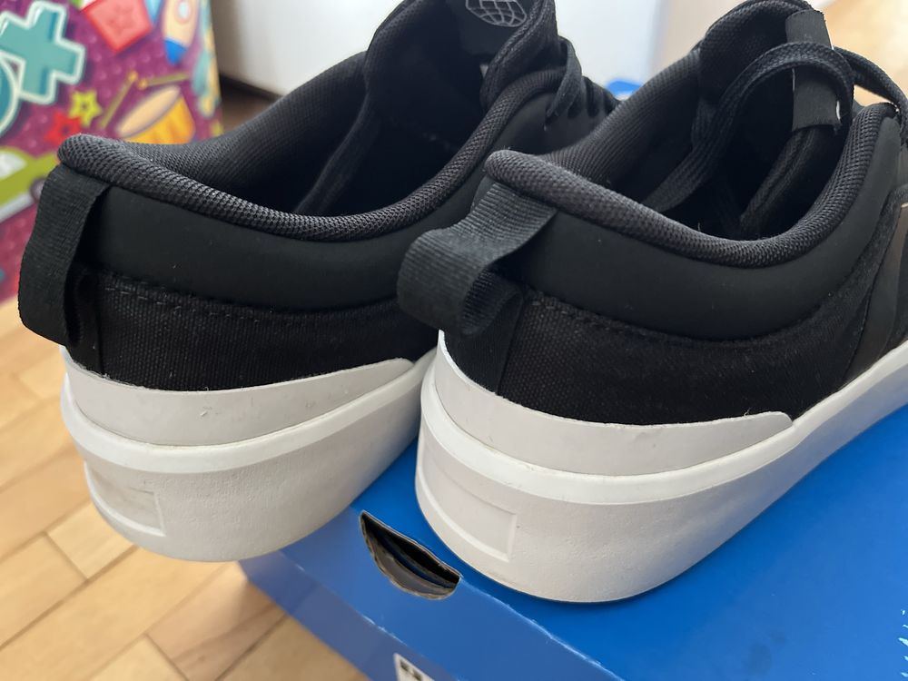 Кецове Adidas