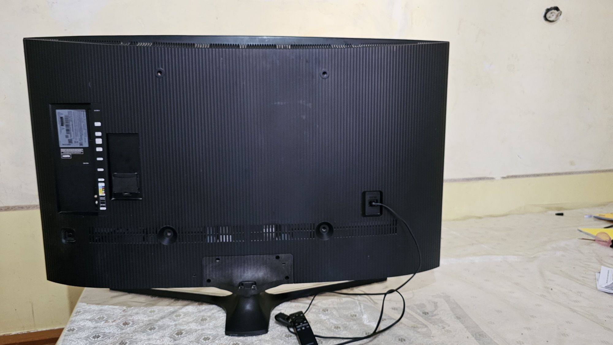 Samsung телевизор UE 49MU 6300U UHD 4K
