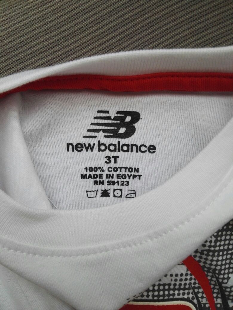 Нов комплект New Balance 3-4г, дрешки НМ и д-р.