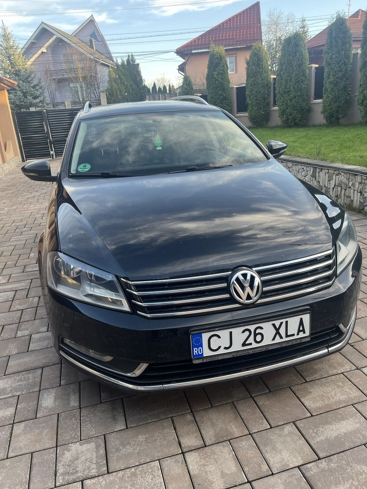 Vand Volkswagen passat an 2013 unic proprietar schimuri facute recent