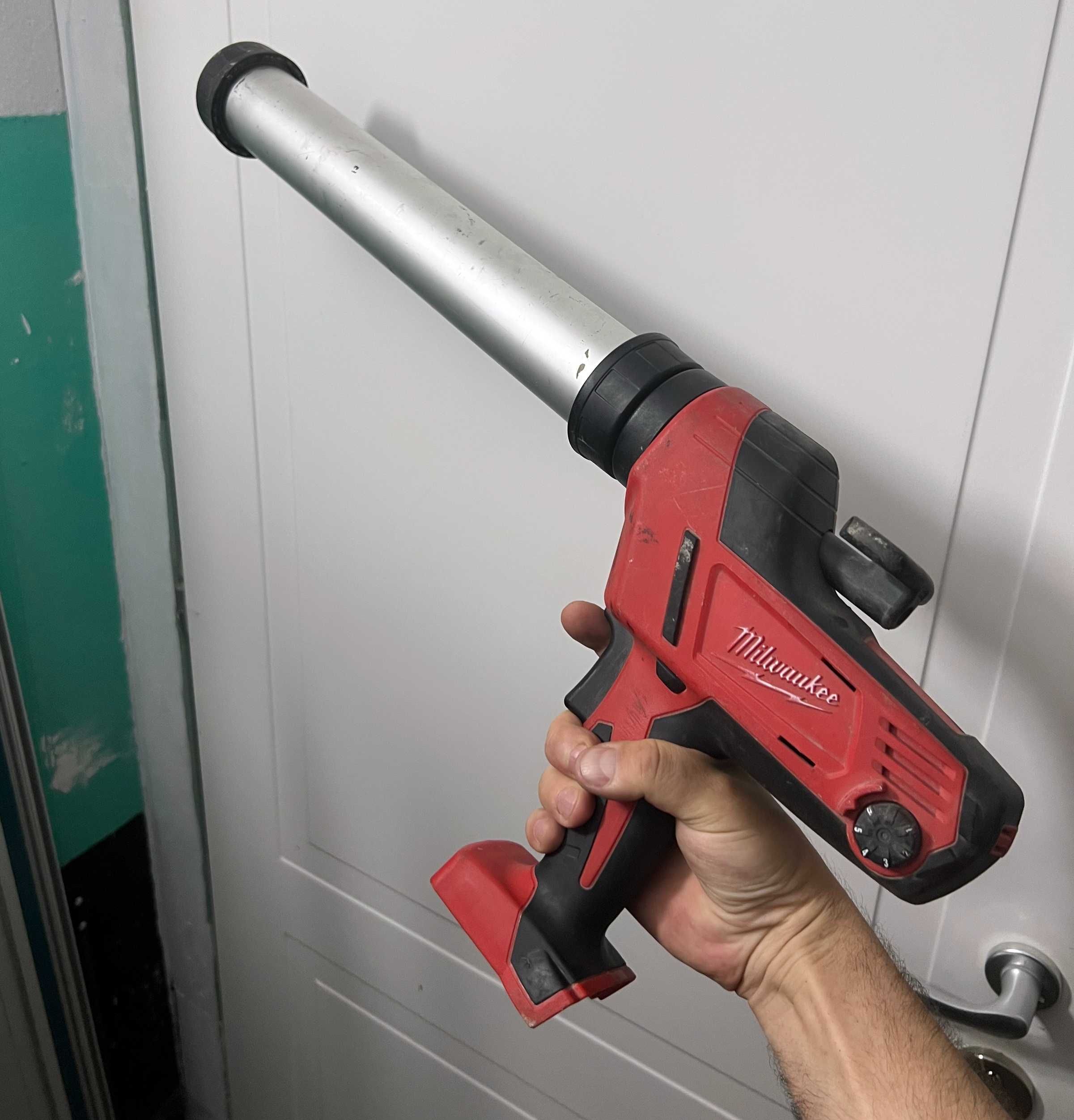 Pistol tub silicon Milwaukee C18 PCG - corp - 2023