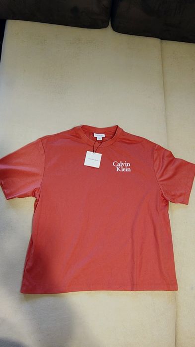 Calvin Klein тениска размер L