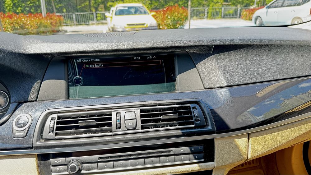 BMW 520, 184 к.с. F11 СЕРВИЗНА ИСТОРИЯ, обслужена