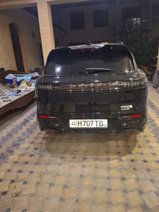 Voyah 2025 фулл.