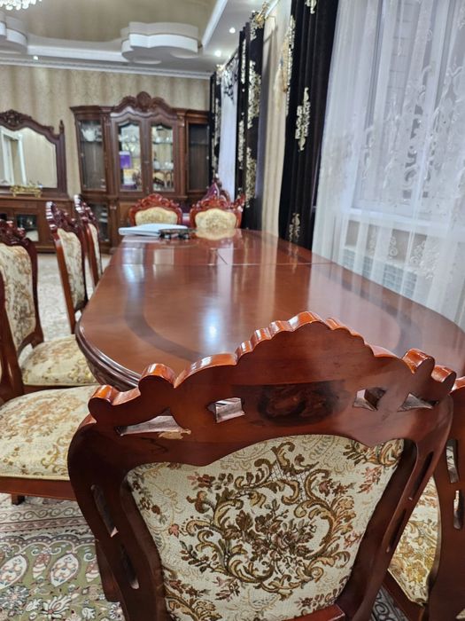 Продам стол со стульями