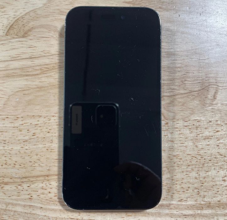Iphone 14 pro- Midnight blue