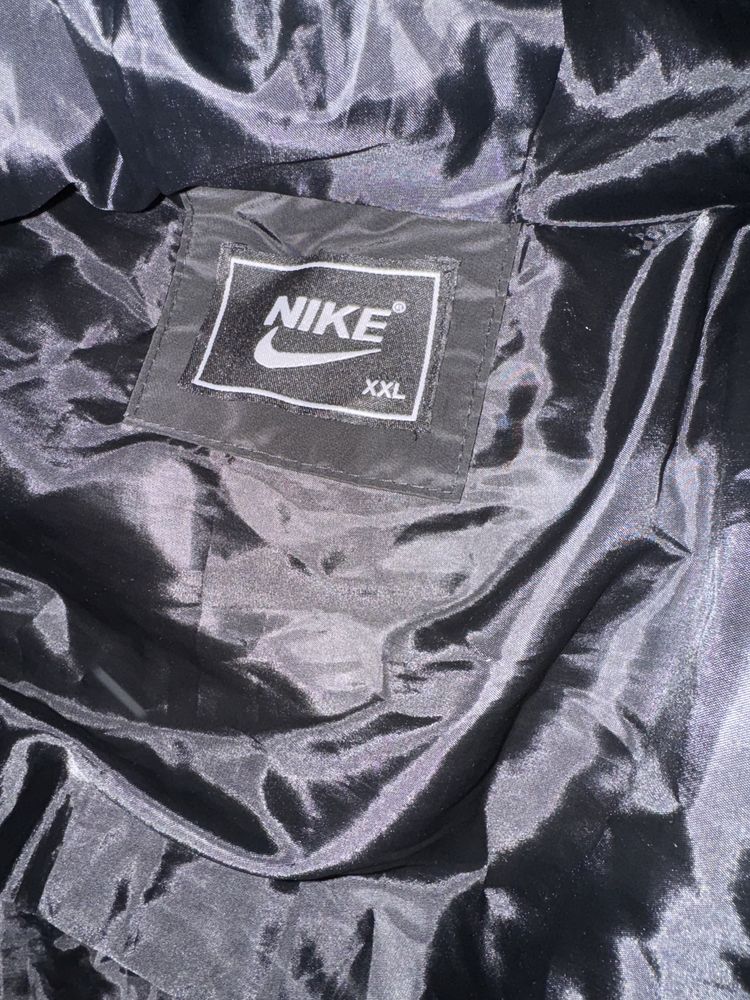 Яке на Nike