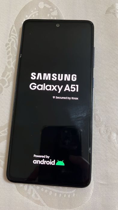 Продам Samsung A51 6/128