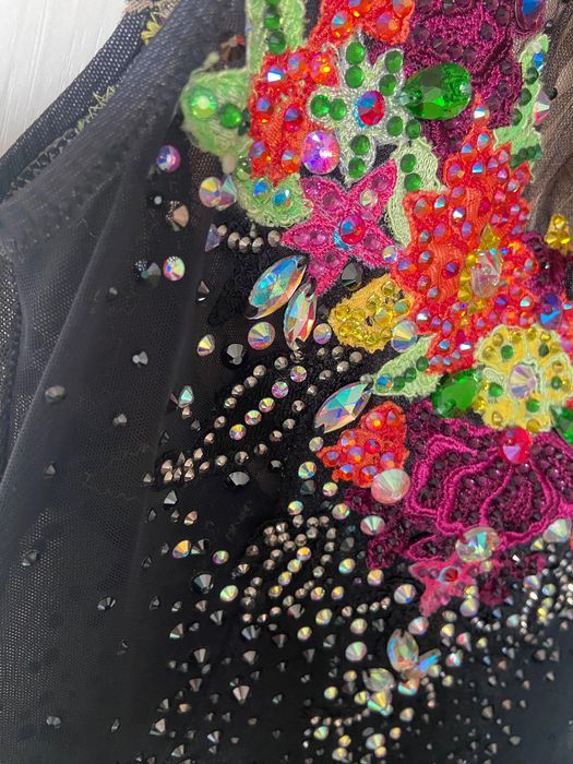 Трико за художествена гимнастика