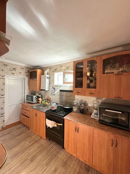 Благоустроенный жилой дом в с.Карасу по ул.Молдагуловой.