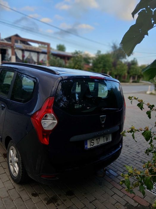 Vând Dacia Lodgy 2015