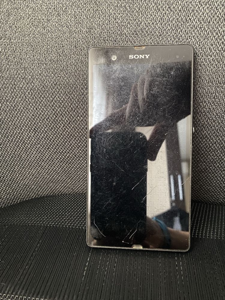 Телефон Sony Xperia за части
