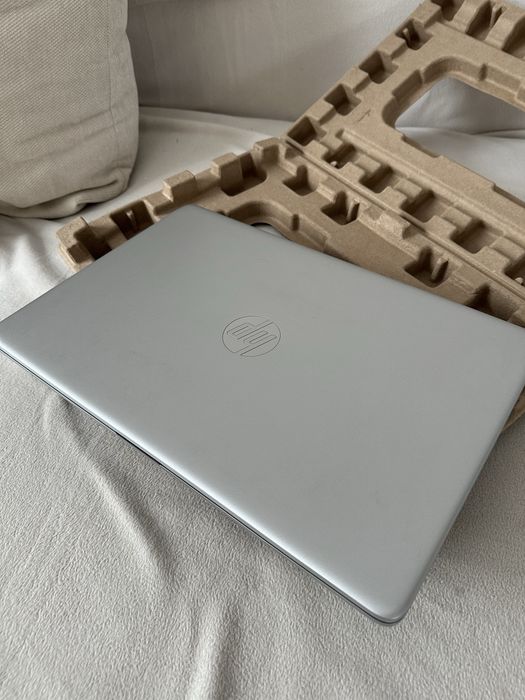 Ноутбук HP Laptop 15s-fq5094ci