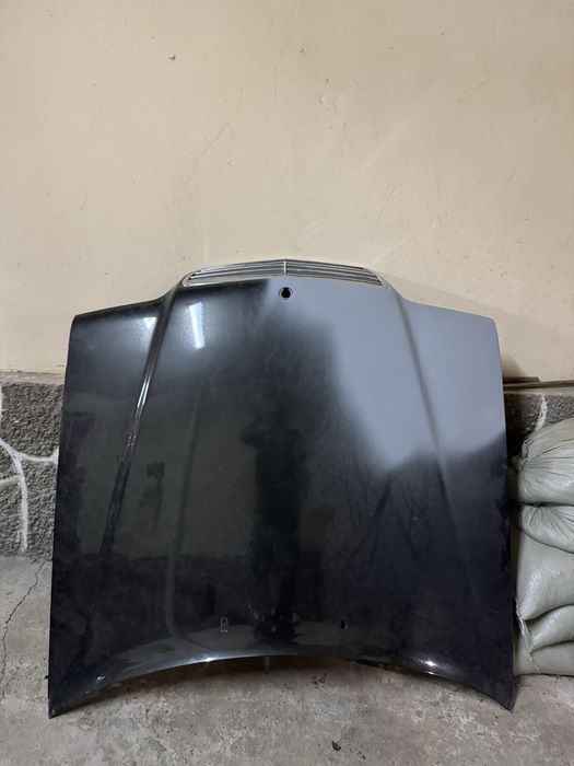 капот мерседес 124