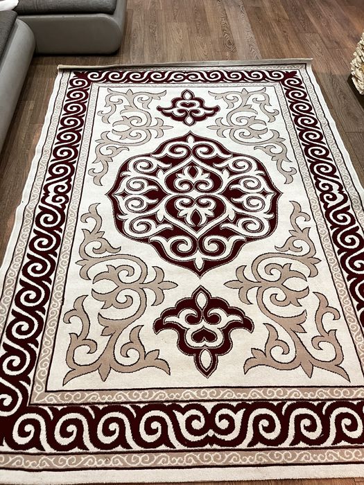 Продается ковер, цена 15000