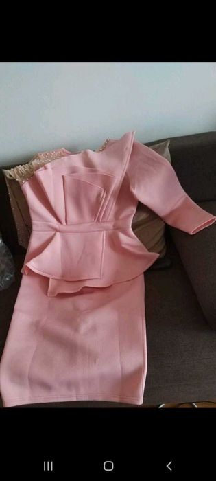 Rochie nouă de ocazie cu mărgele