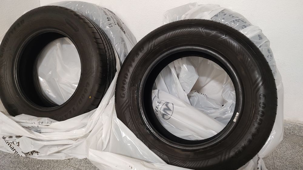 4 бр. Летни гуми 16 цола Good year DOT 05/2024, 215/65/16