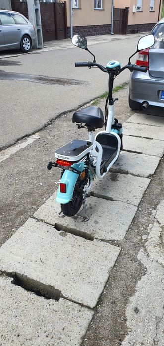 Van moped in starea ca nou