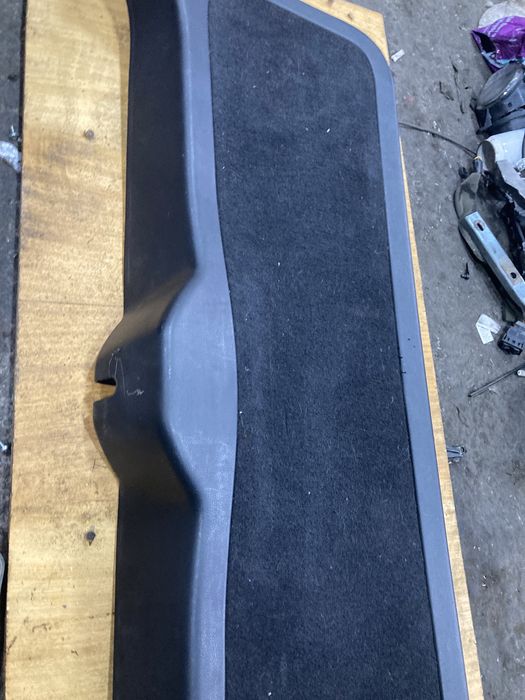 Range rover sport 2012година Вътрешна кора багажник