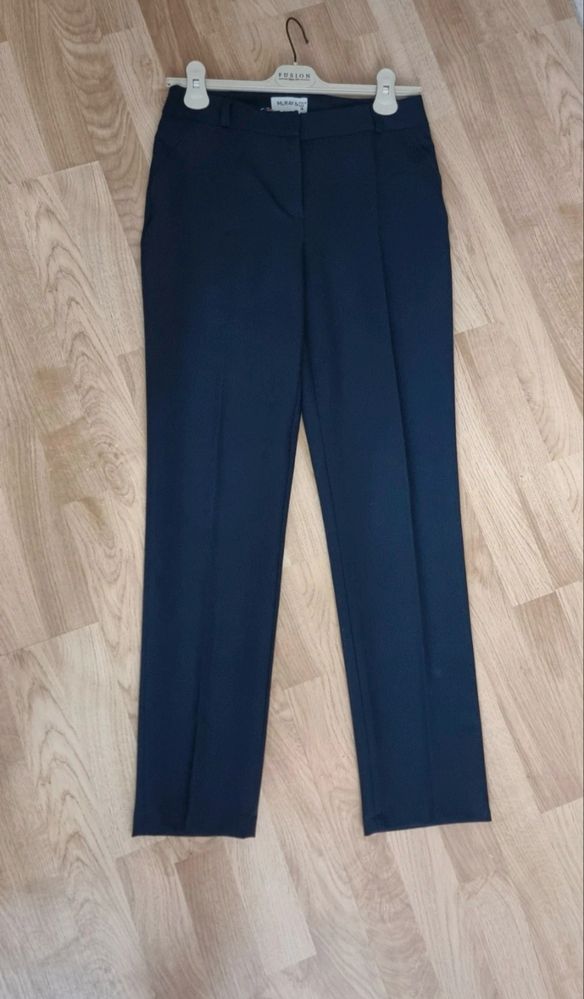 Costum bleumarin mar 38