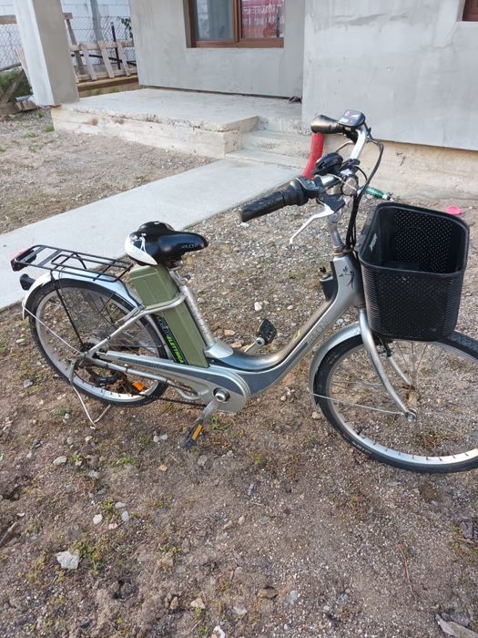 Bicicleta electrica cu baterie
