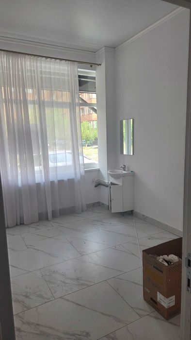 Militari Residence 50mp, amenajat coafor, salon masaj