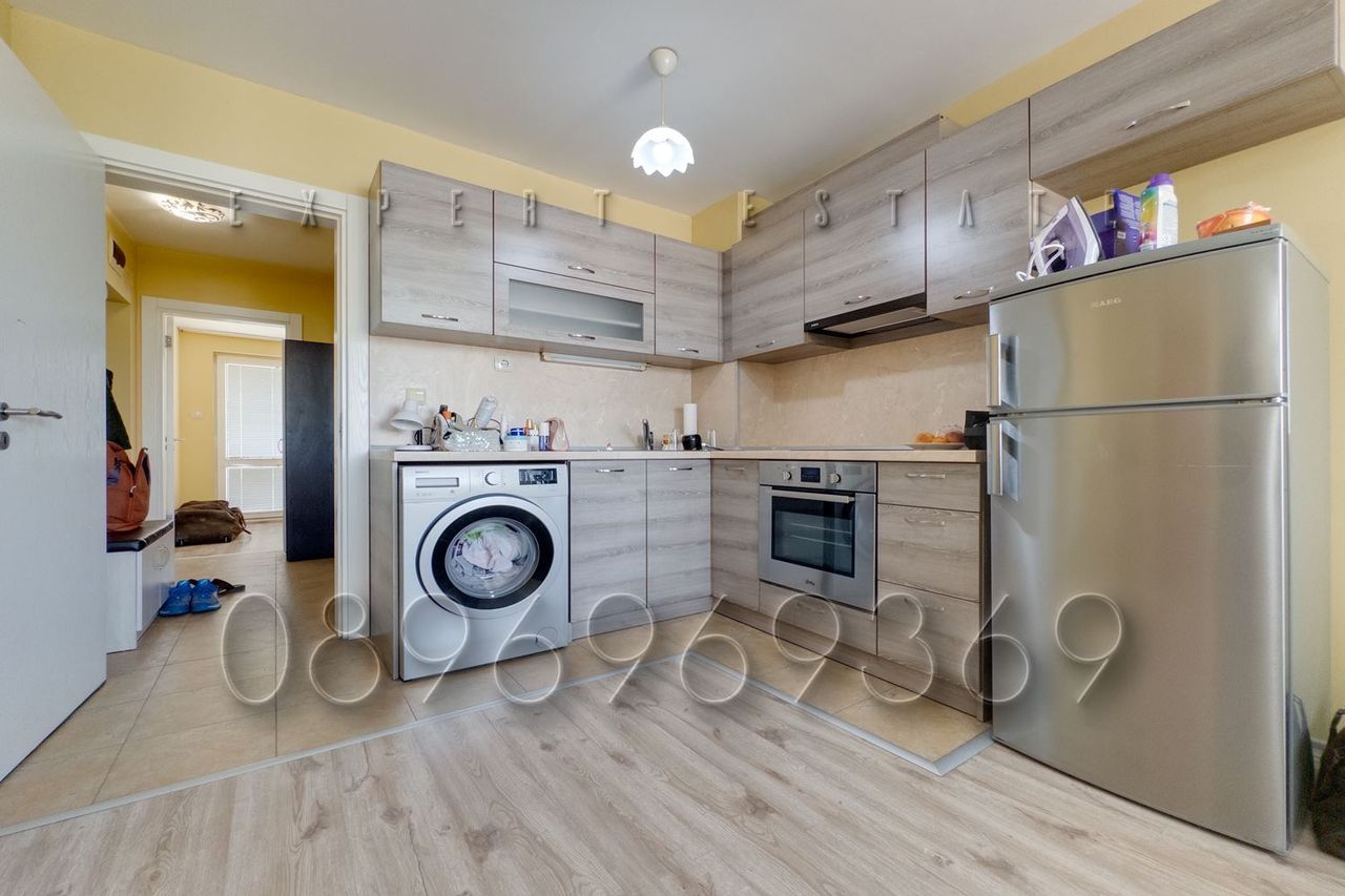 Продава се Двустаен апартамент в Варна, Трошево - 61 кв.м за 2027 €/кв.м - Снимка #2