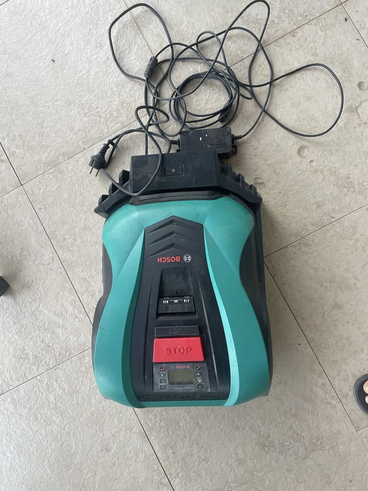 Косачка робот Bosch Indego 400