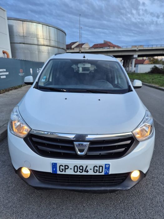 Dacia Lodgy 1,5dci 7loc euro6 pret 4800€