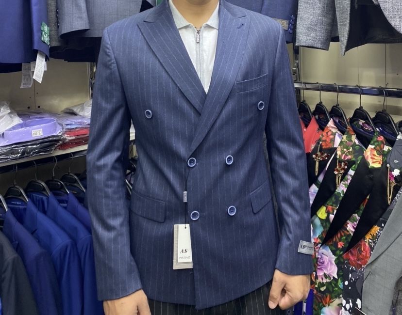 Костюм мужской