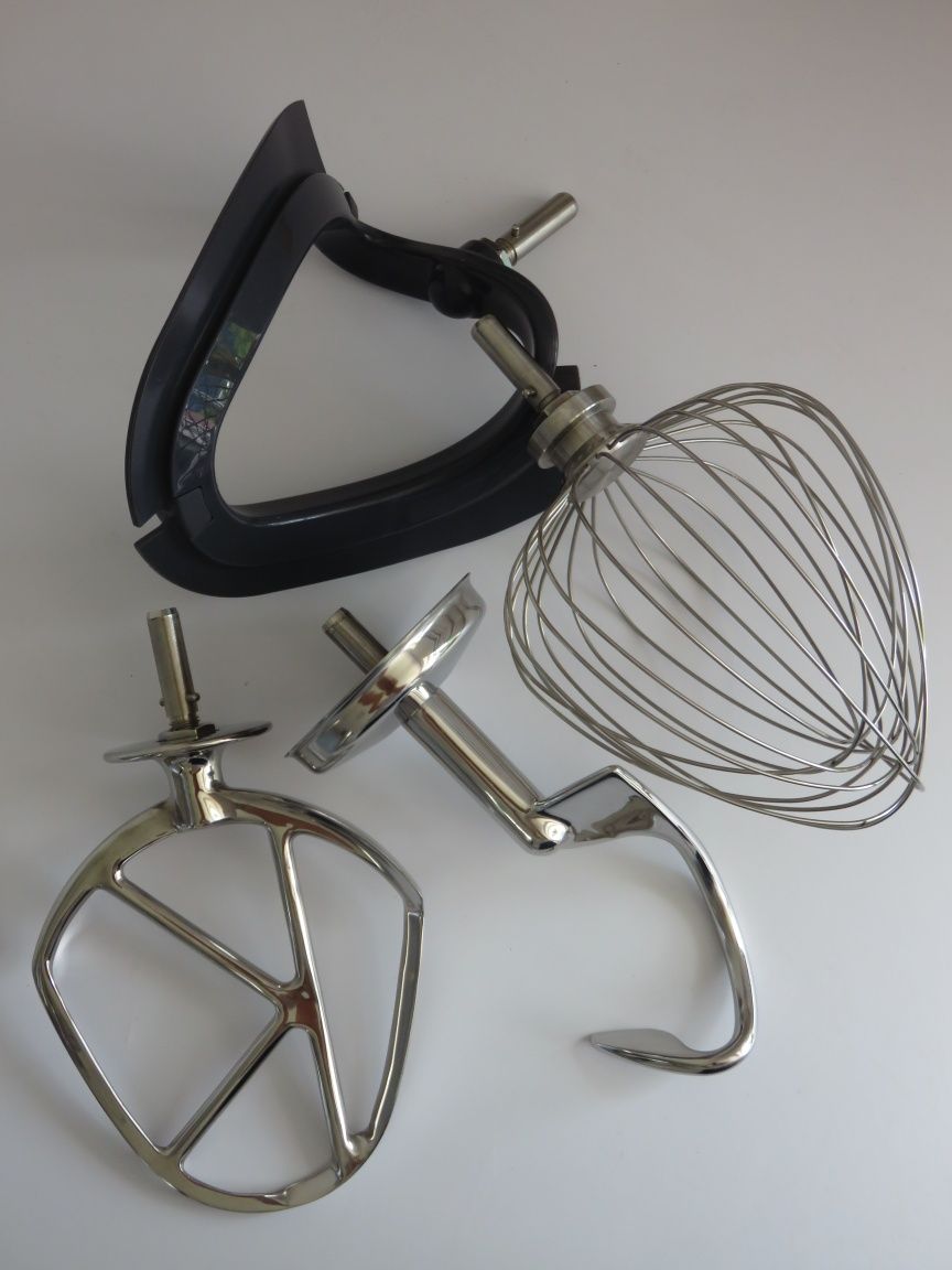 Robot de bucătărie Kenwood Chef Major Titanium