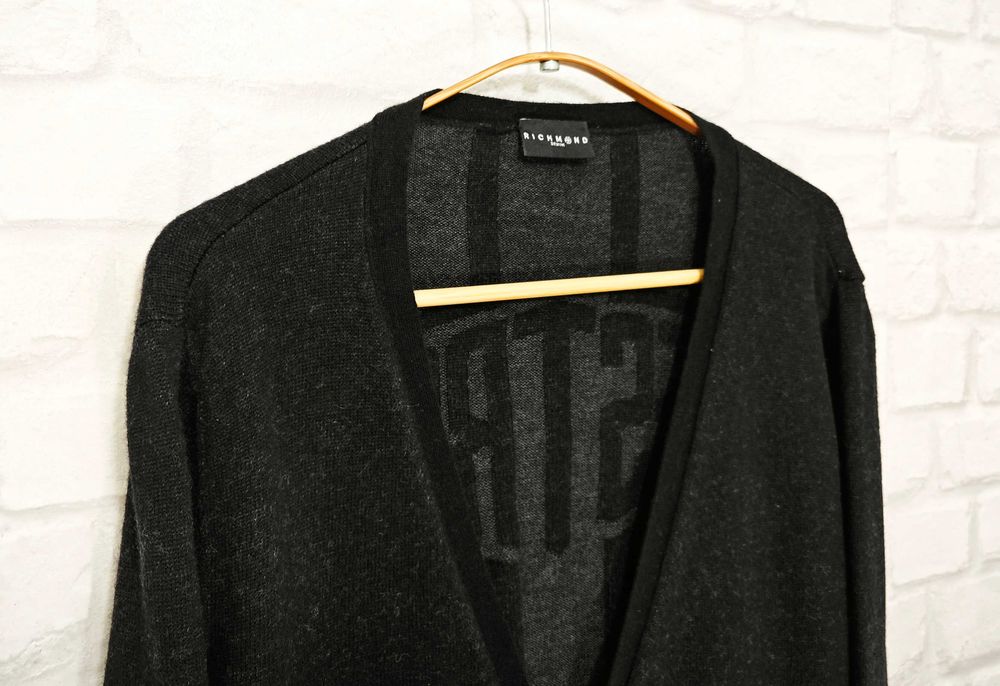 Richmond Оригинална мъжка жилетка с копчета размер 50 / М
