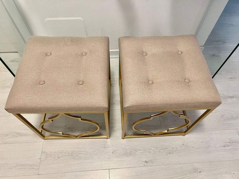 Scaune tip taburet mobexpert