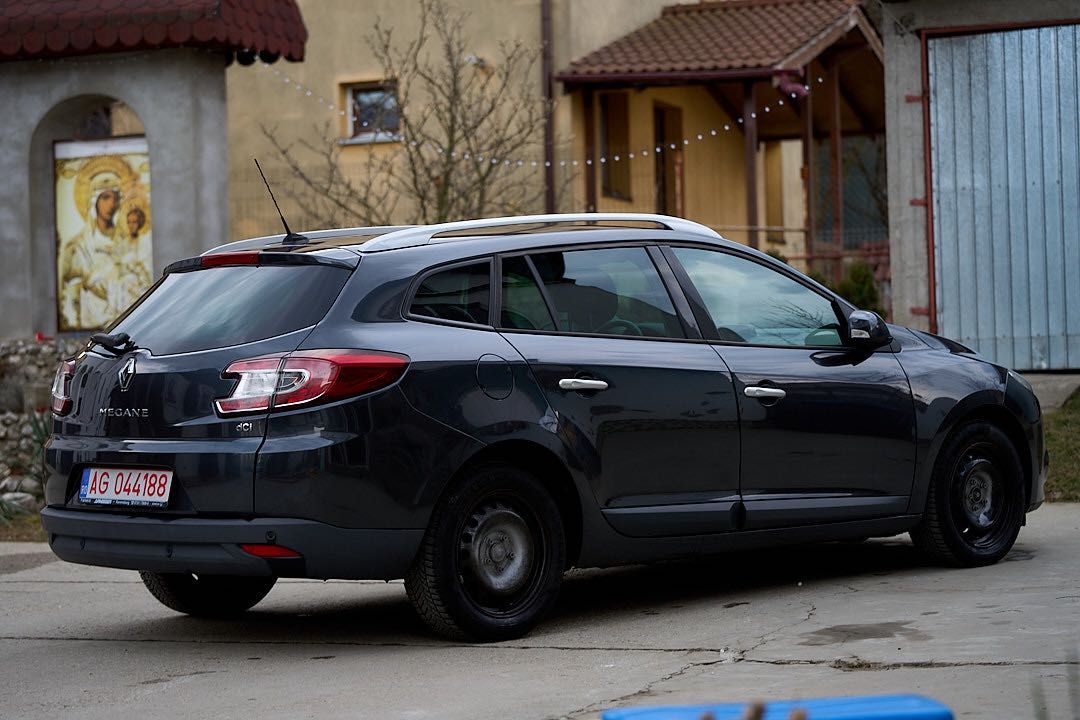 Renault Megane III 3 BOSE 1.9 130cp 160k 2012