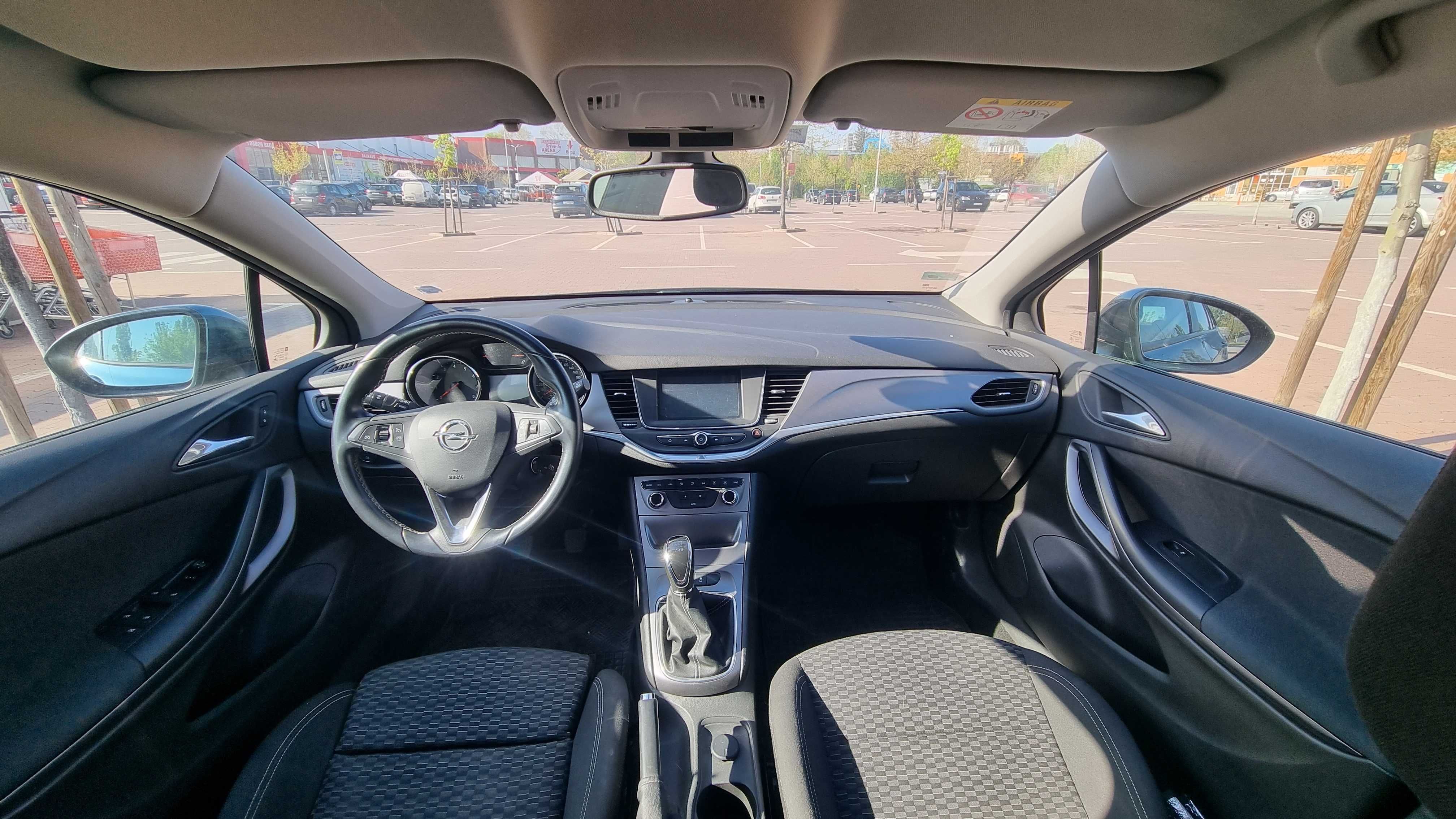 Opel Astra Sports Tourer K