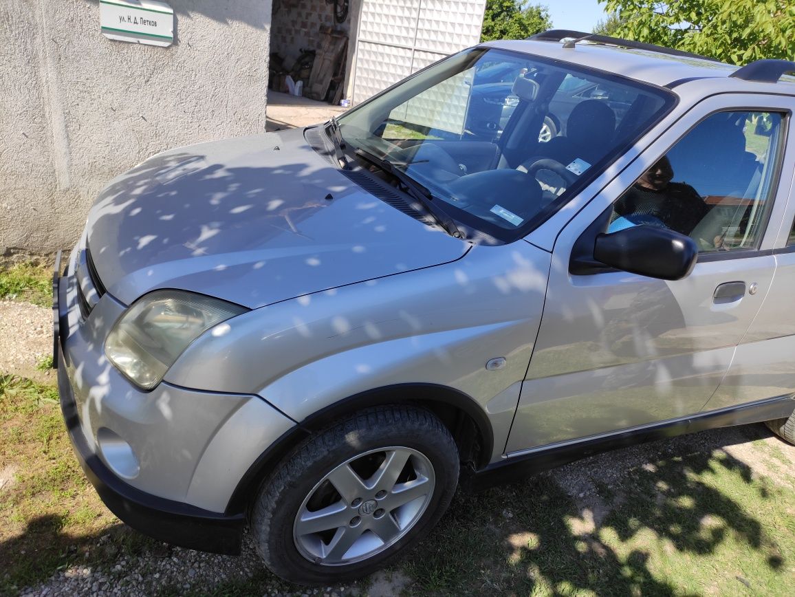 Продавам Сузуки Игнис 1.5 99 к.с.