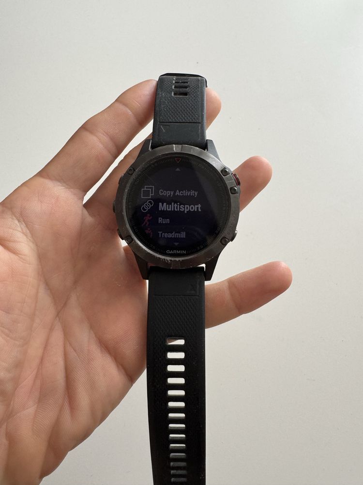 Спортен смарт часовник -Garmin Fenix5