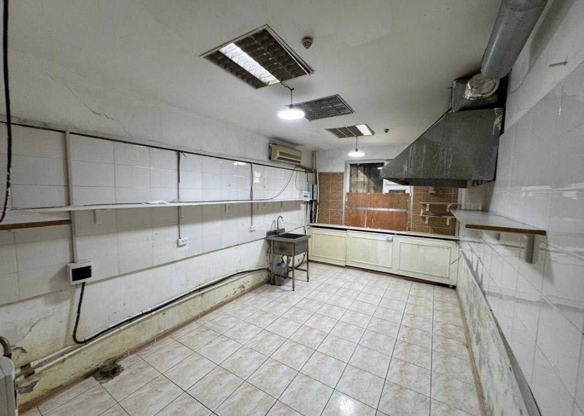 СДАЁТСЯ помещение Айбек Жемчуг, 290м2
