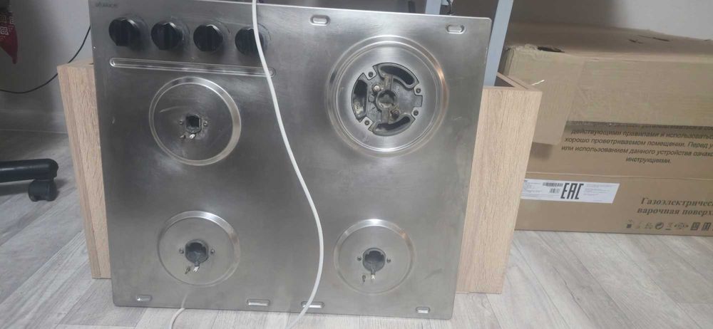 Варочная панель,газовая