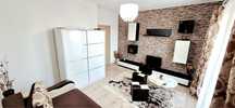 Inchiriez apartament  cu 2 camere.  1 bucatarie  1 baie