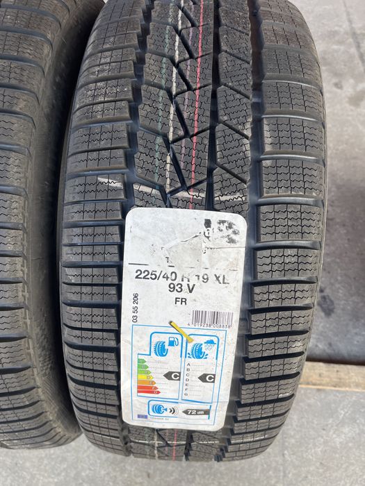 2 anvelope Noi 225/40/19 Continental