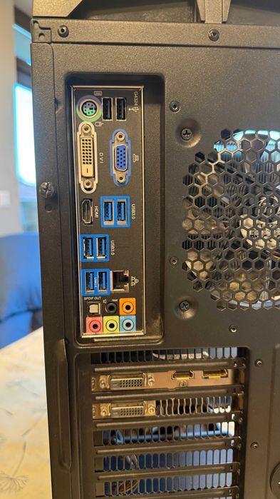 Геймърски компютър: i7-3770K, GTX 1060 6GB, 24GB RAM + Опц Mеx Клавиат