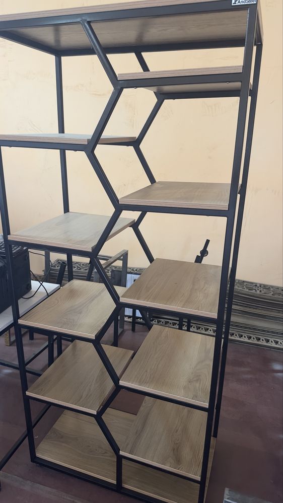 ari ini stelaj loft offisni stelaj