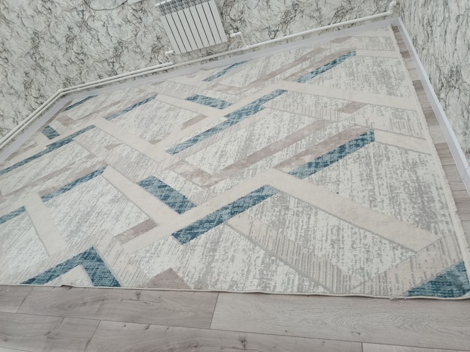 Новый ковер не подходит по цвету после ремонта комнаты