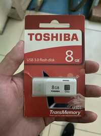 Продам флешку Toshiba